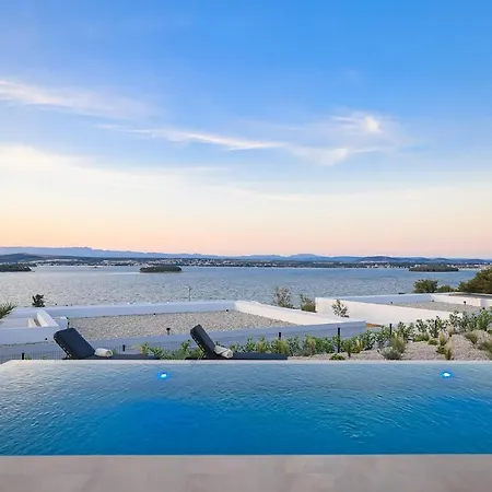 Hotel Astor 4*