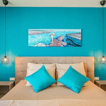 Astor Hotel Tkon